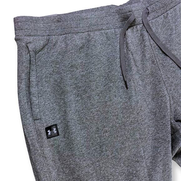 Under Armour UA Men's UA Rival Fleece Pants DK Gray Size 5XL NWT 1320739-020 - Picture 2 of 6